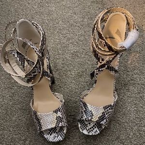 Snake Skin Platform Heels👠👡❤️❤️